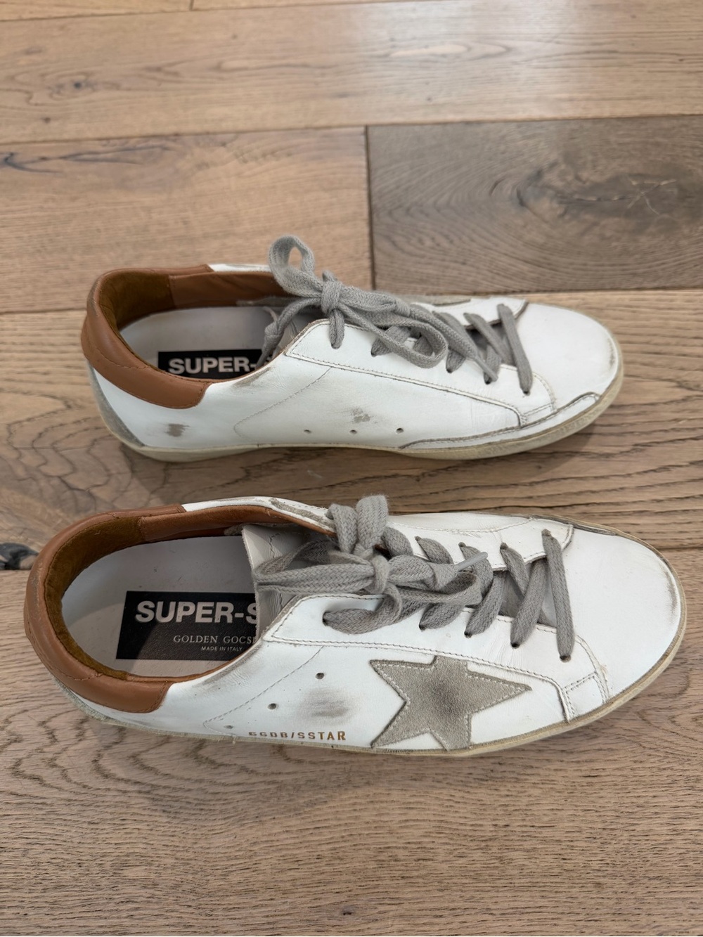 Golden Goose White Leather Sneakers with Gray Star and Tan Collar - Size 37 - Picture 3 of 6
